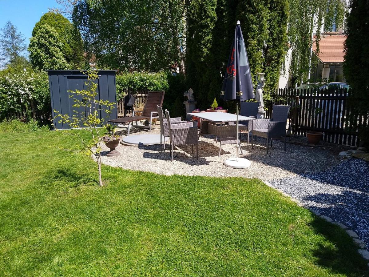 FeWo im Mesnerhaus Mengen Exterior foto